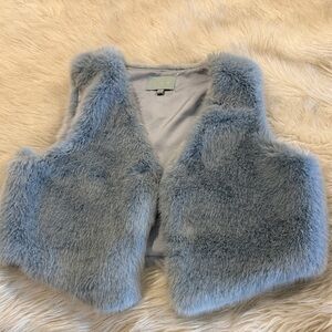 Skies Are Blue Faux Fur Vest in Light Blue